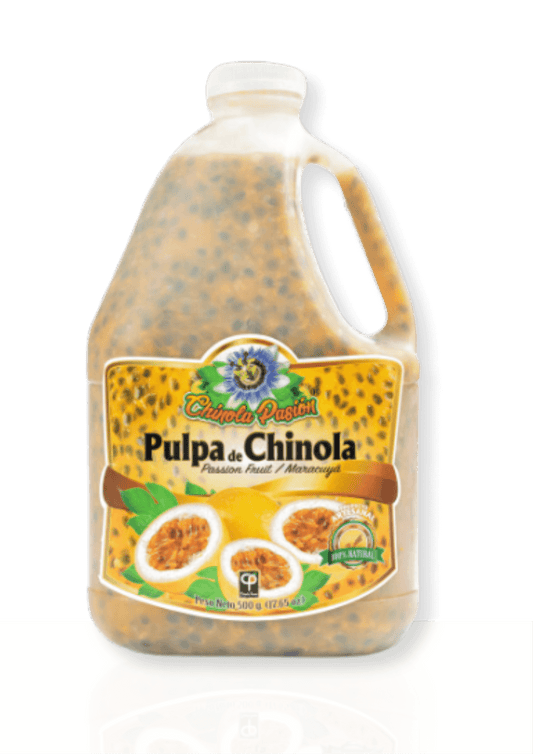 galón de pulpa de chinola con semillas